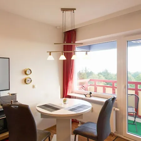 Terrassenhaus Duhnen, Th90 더넨